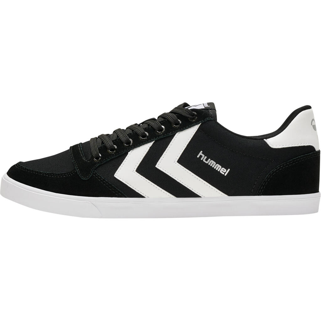 BLACK / WHITE