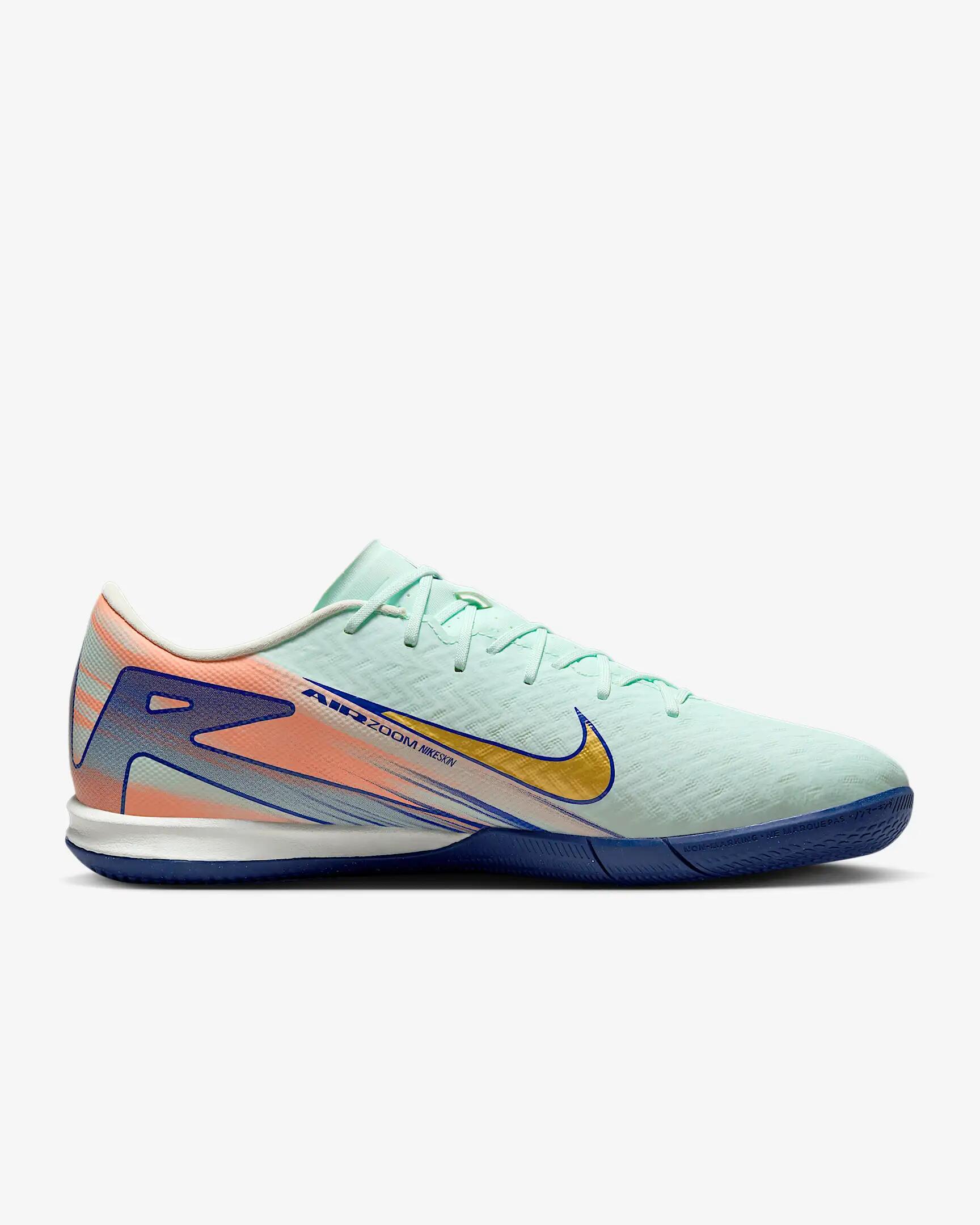 NIKE picture