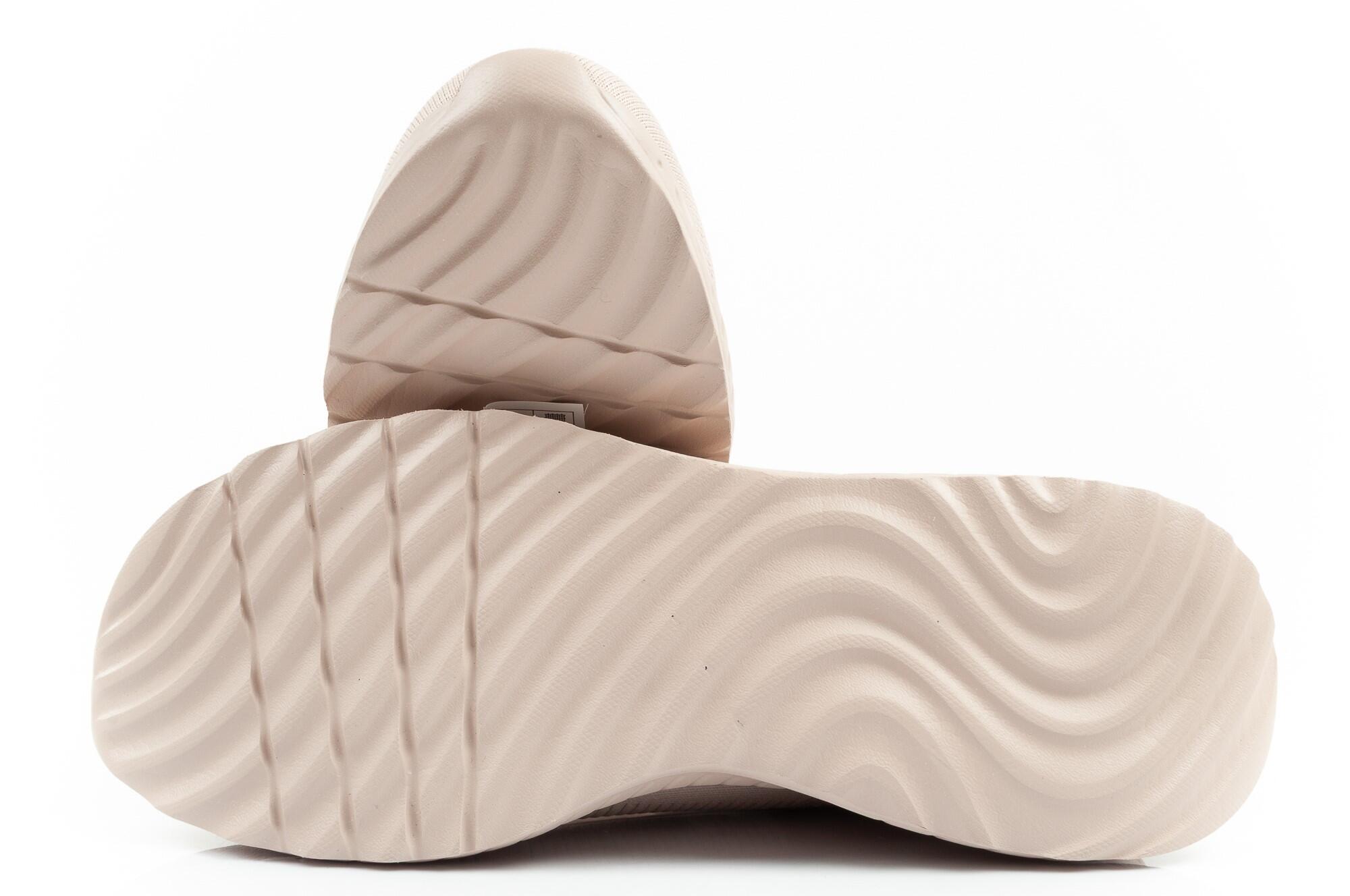 Baskets Skechers modèle 117497-NAT pour femmes 6/7