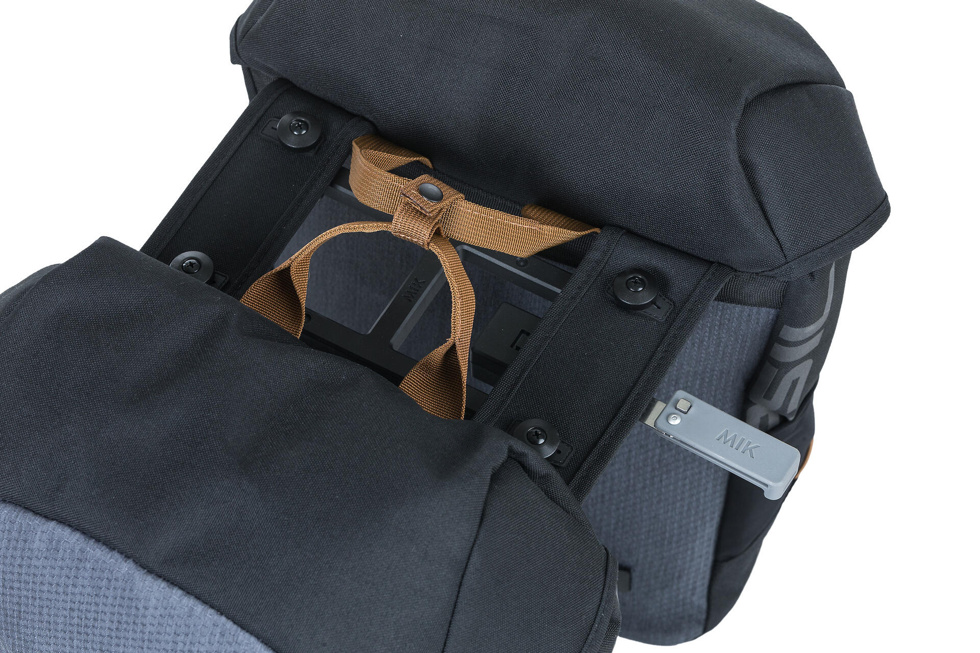 Bolsa trasera impermeable Basil Miles Ubs Mik 2.0 4/5