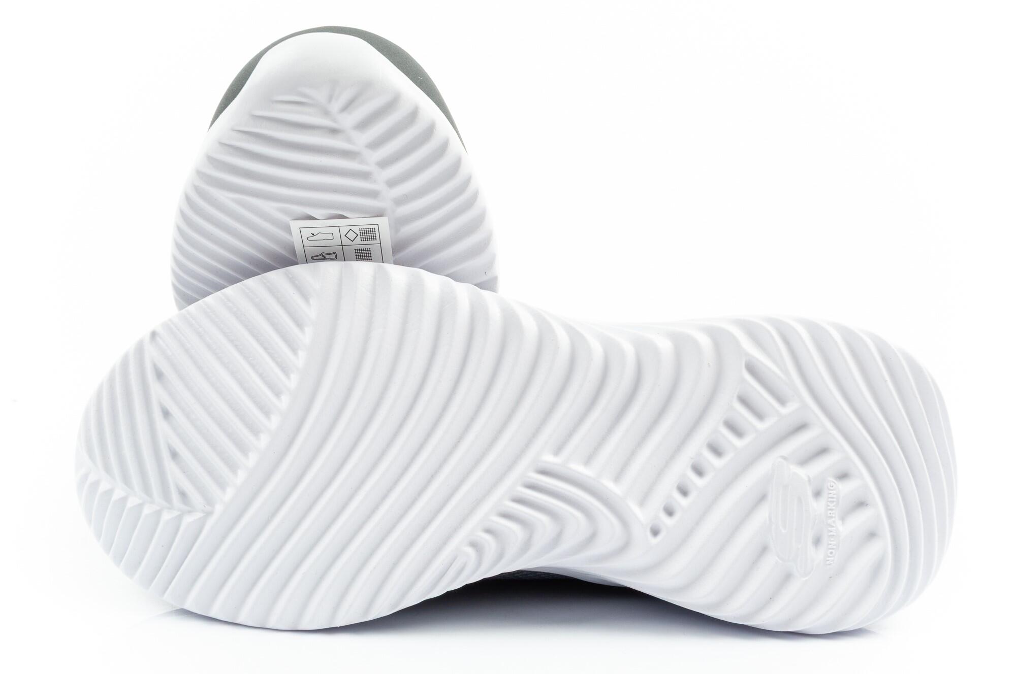 Sapatilhas Skechers modelo 403822LCCOR para crianças 6/7