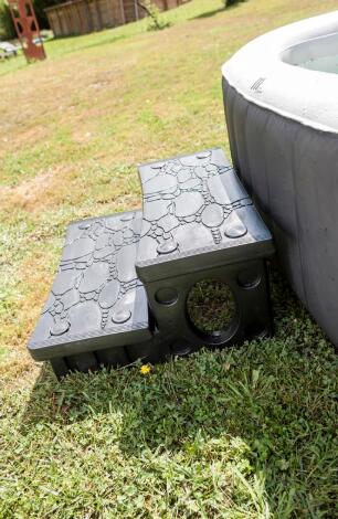 Escalera sintética para Spas - 2 peldaños 3/4