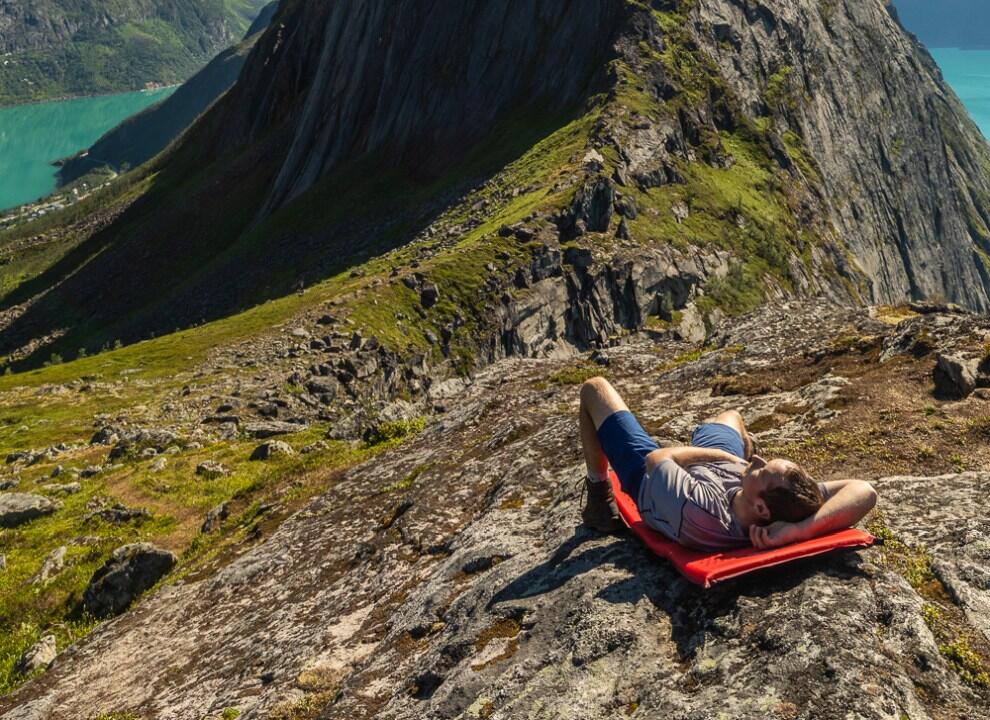 Mata samopompująca Fjord Nansen KERJAG 3.5 800g 3/4