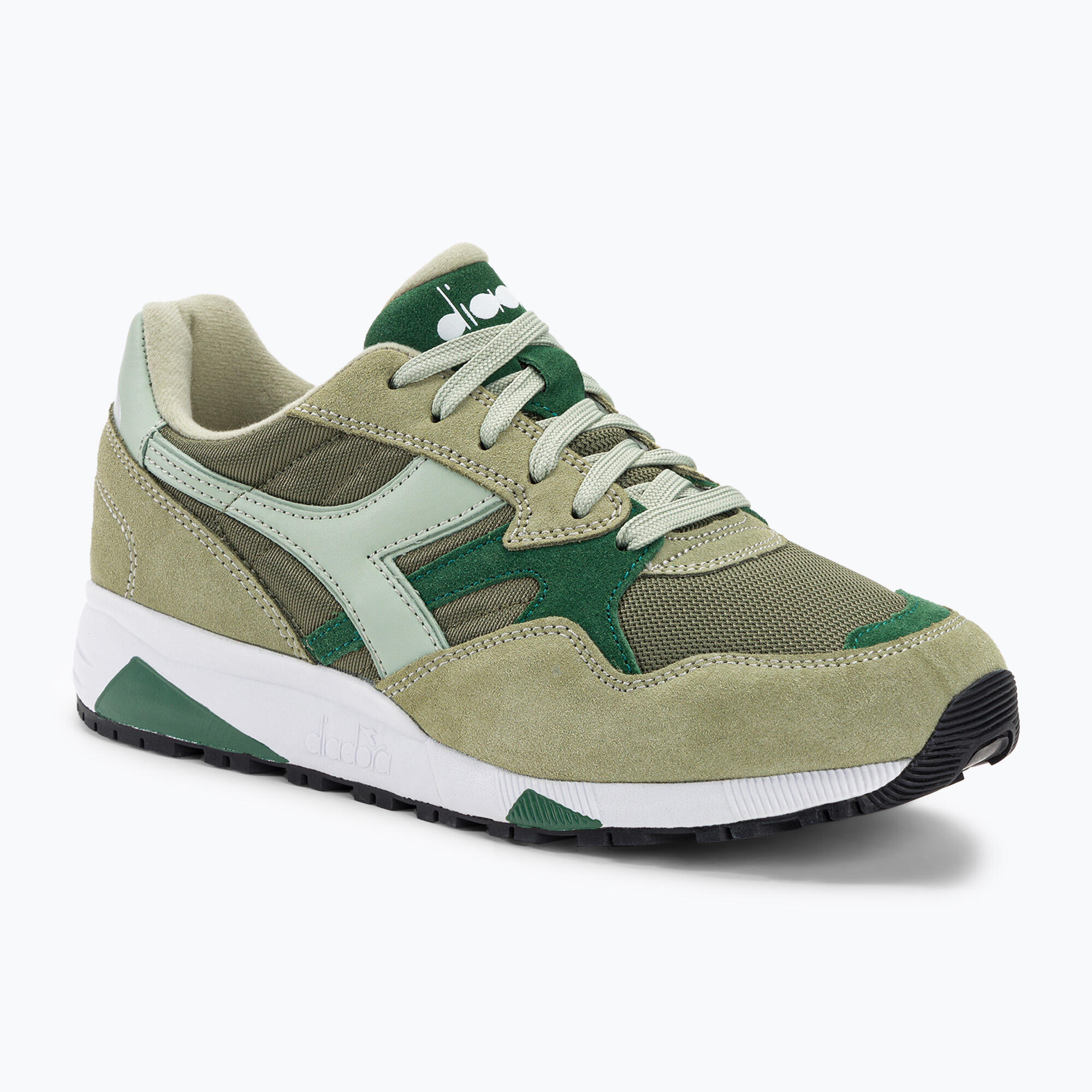 DIADORA picture