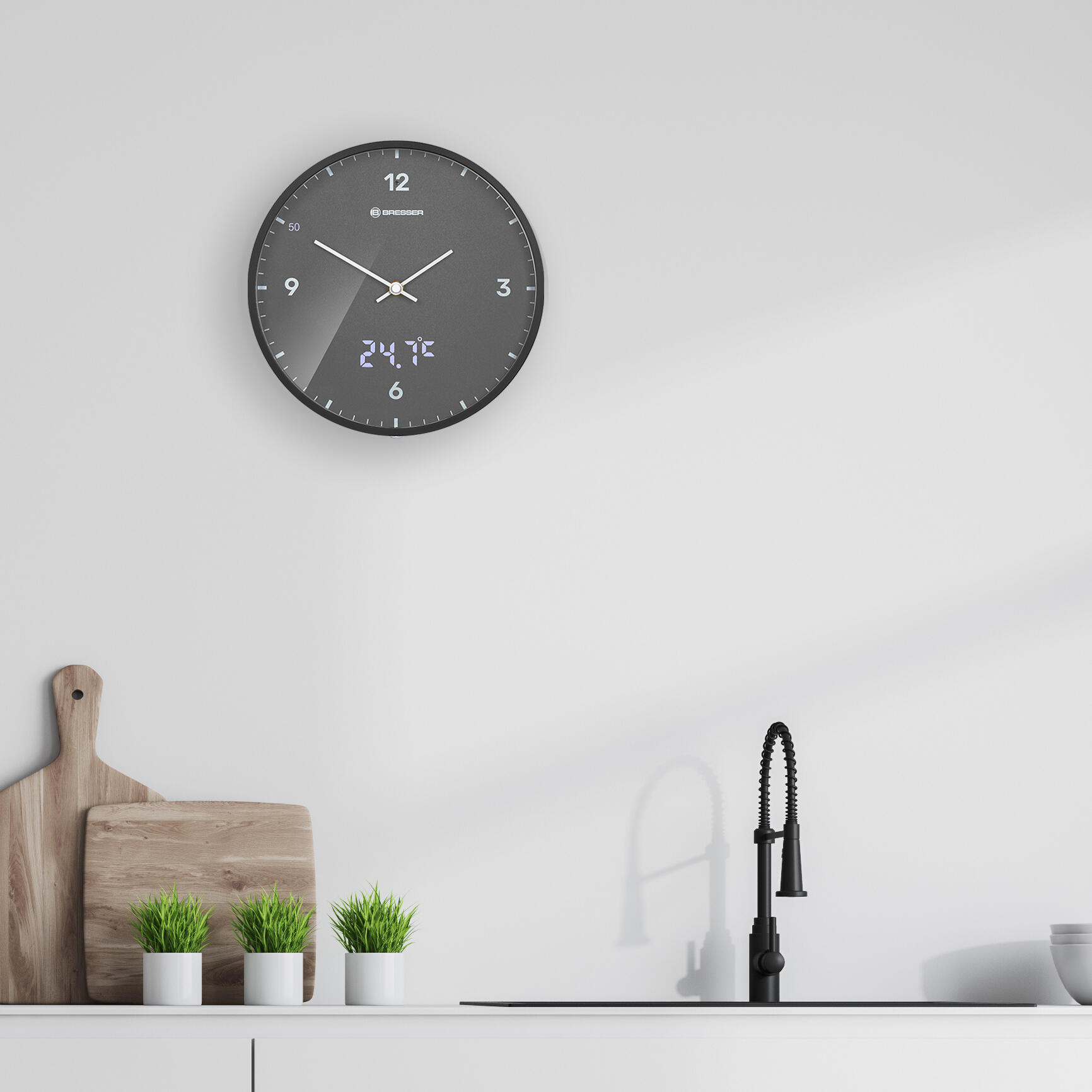 MyTime LEDsec Wanduhr 24 cm - anthrazit 4/6