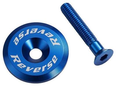 Reverse Directional Hood + Blaue Schraube