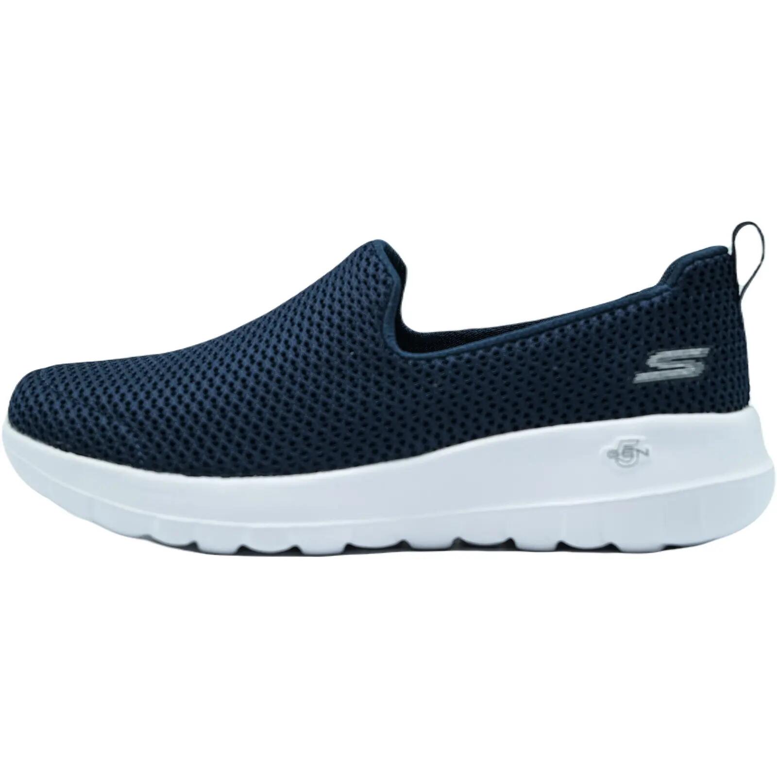 SKECHERS picture
