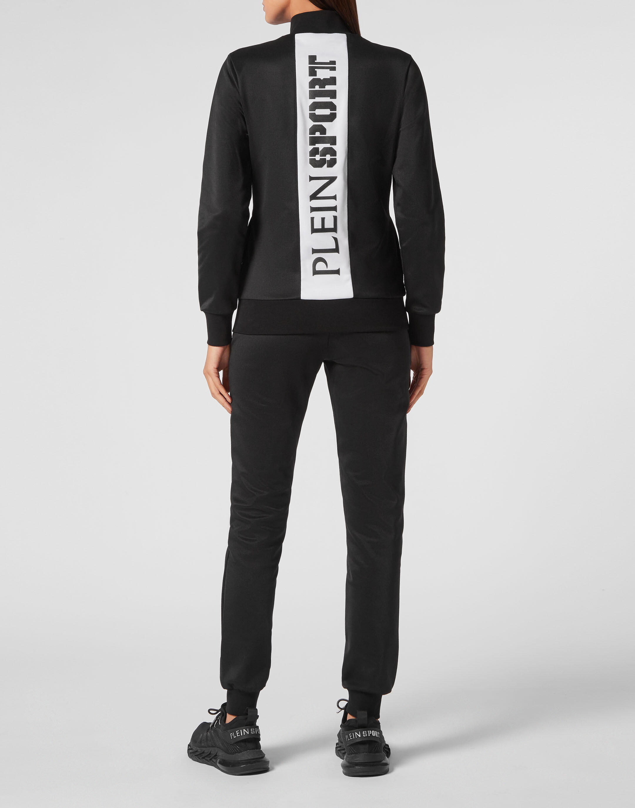 Survêtement : Haut Et Pantalon 4/5