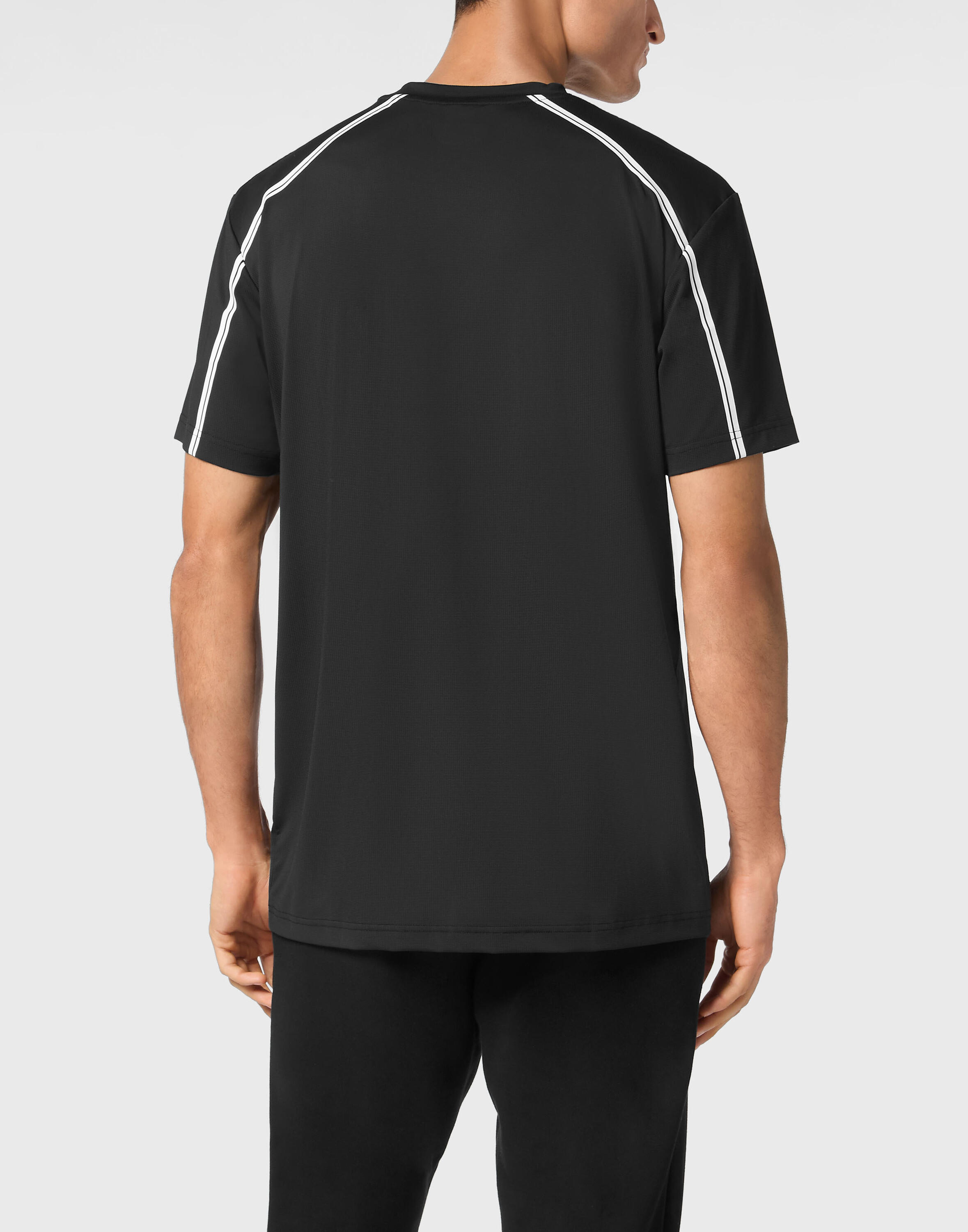 T-Shirt Round Neck 4/4