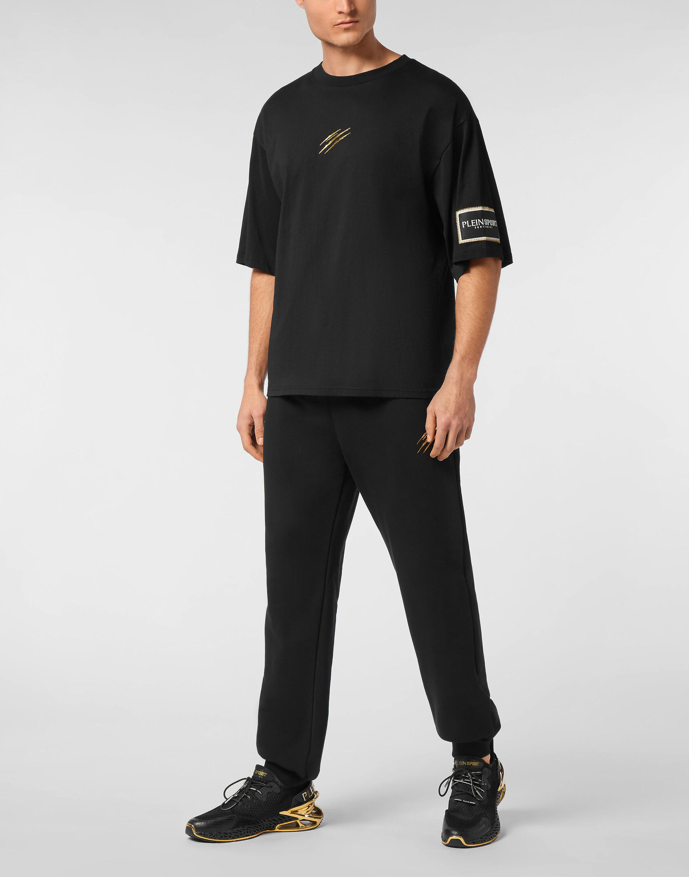 T-Shirt Round Neck 2/5