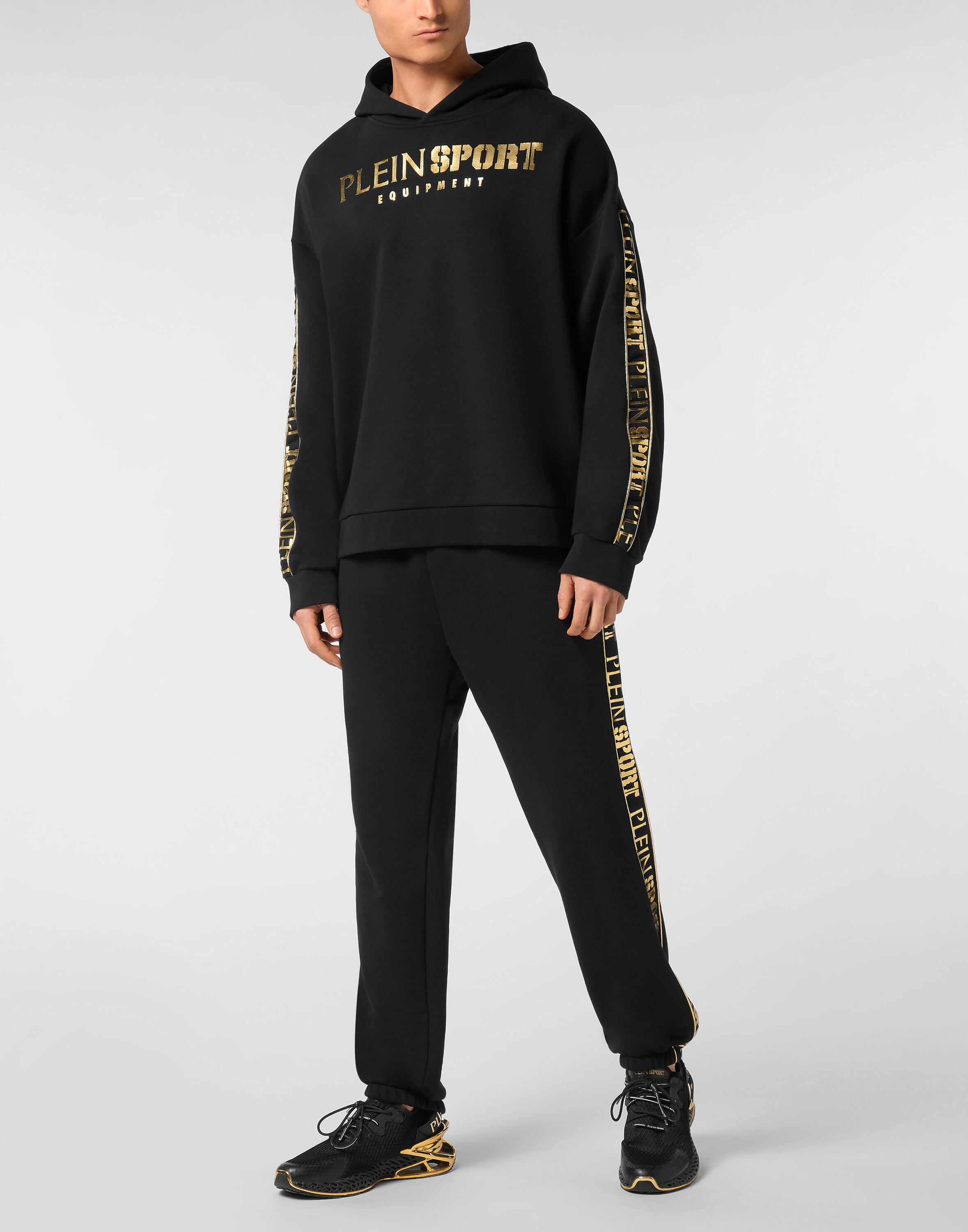 Hooded Sweatshirt 2/5