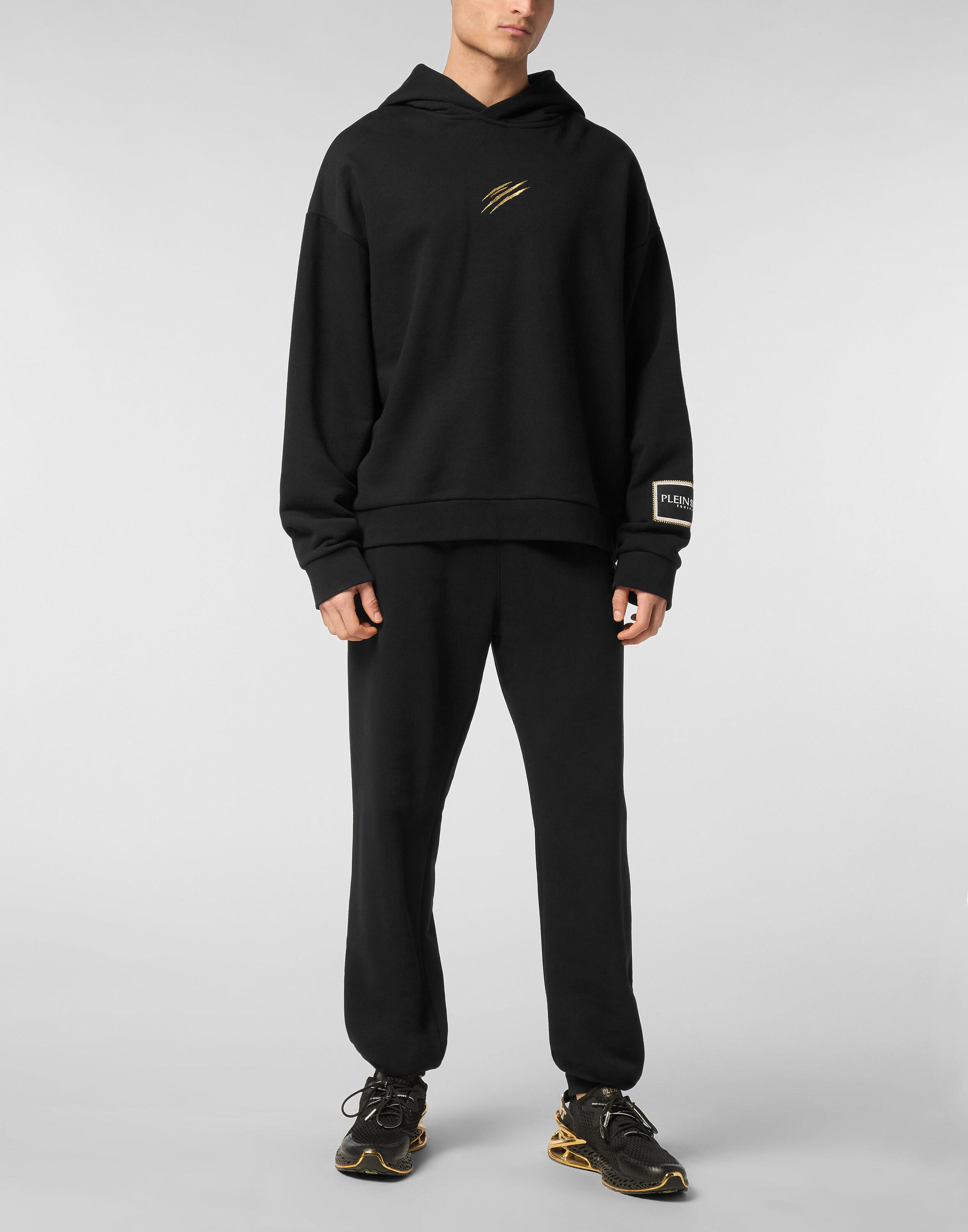 Hooded Sweatshirt 2/5