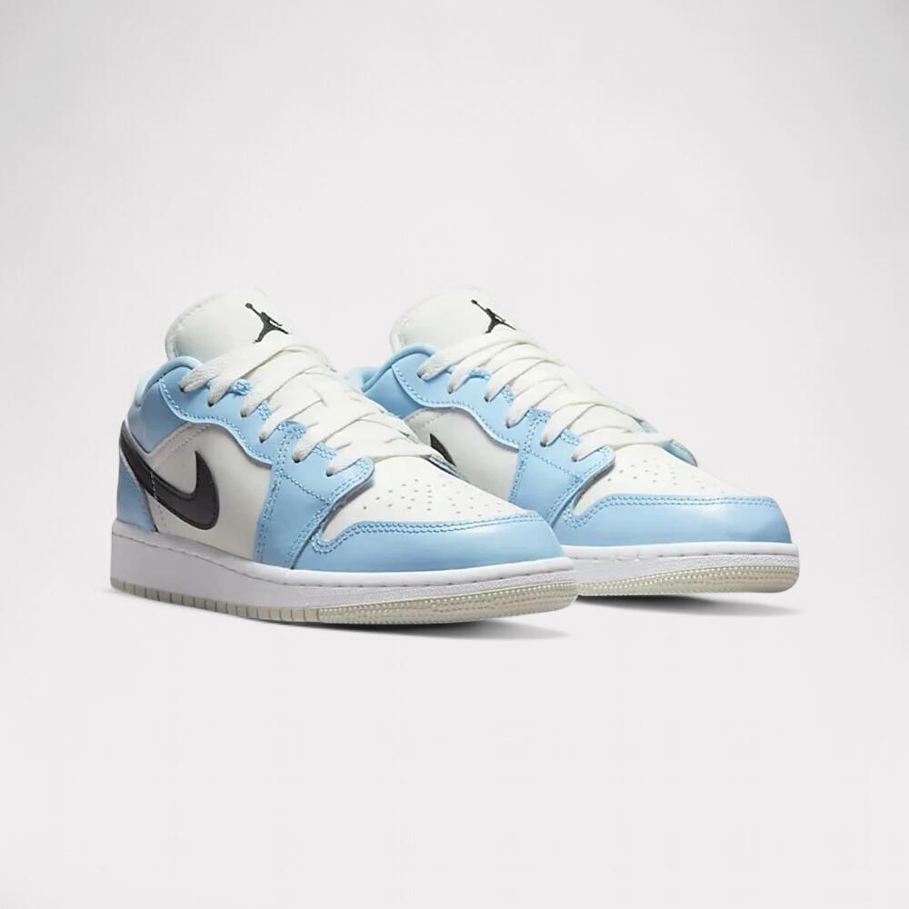 Air Jordan 1 Low Ice Blue Black 2/5
