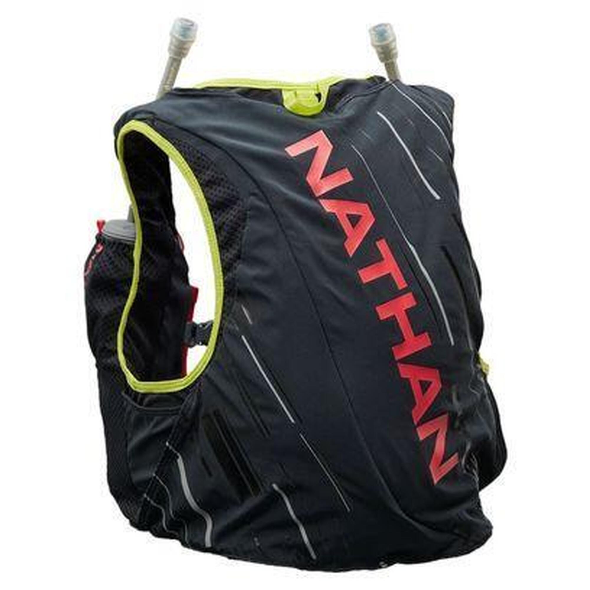 Nathan Sports Veste d'Hydratation - Pinnacle 4L - black / finish lime