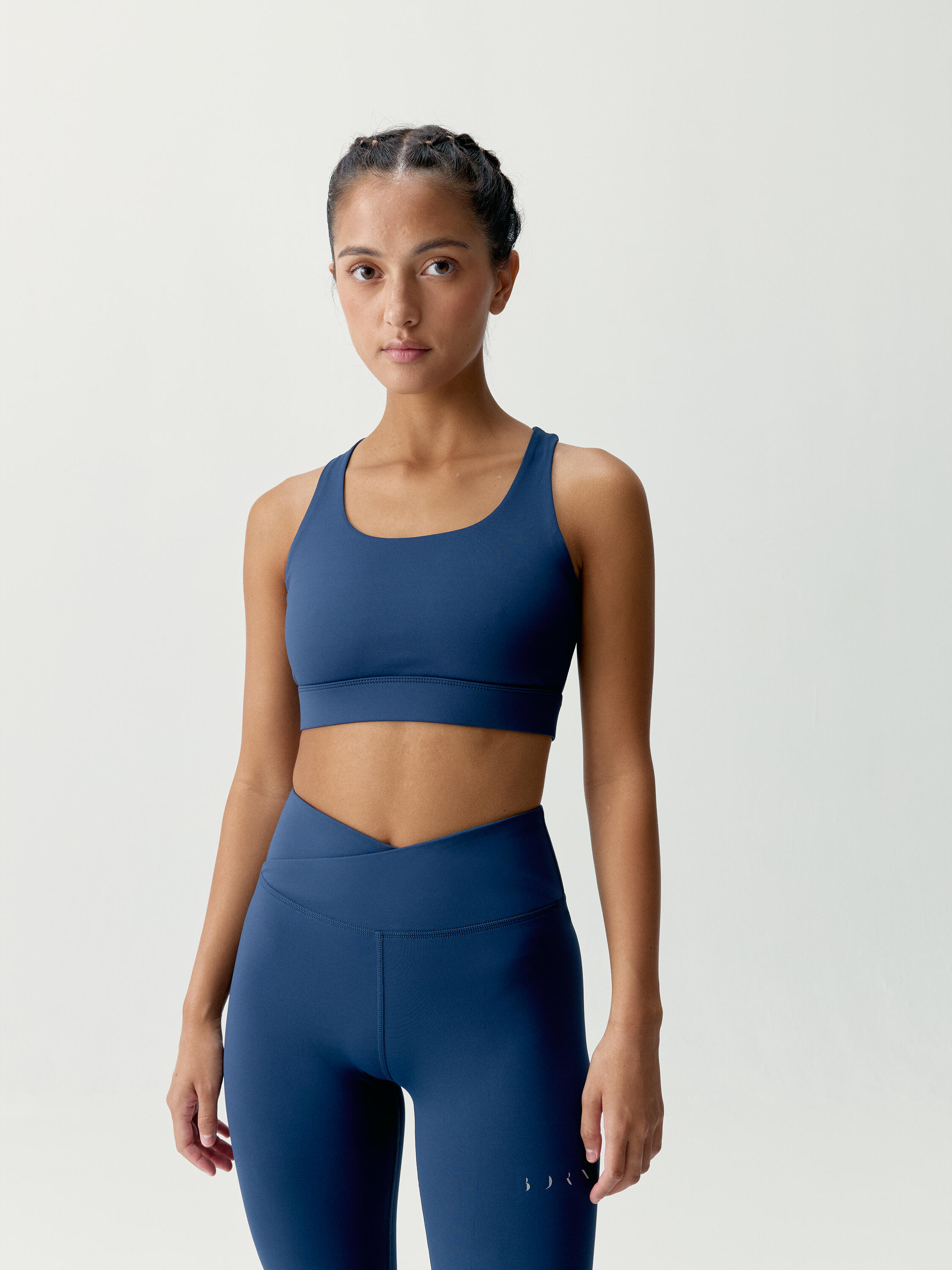 BORN LIVING YOGA Sporttop für Damen aus leistungsstarkem Material mit hohem Halt