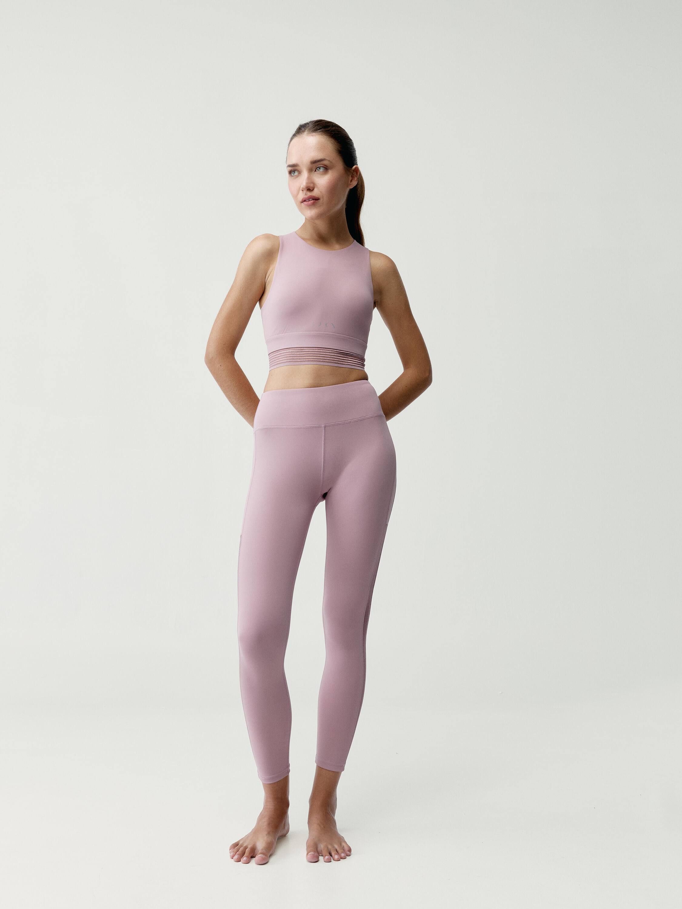 Top deportivo de mujer Sakra Sujeción Alta Performance 4/5