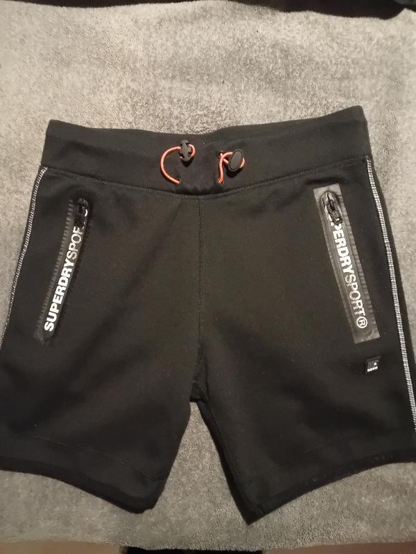 SUPERDRY picture