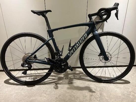Entre Particuliers - Roubaix SL8 Comp 2024 M54 + 4iiii Powermeter Nouve