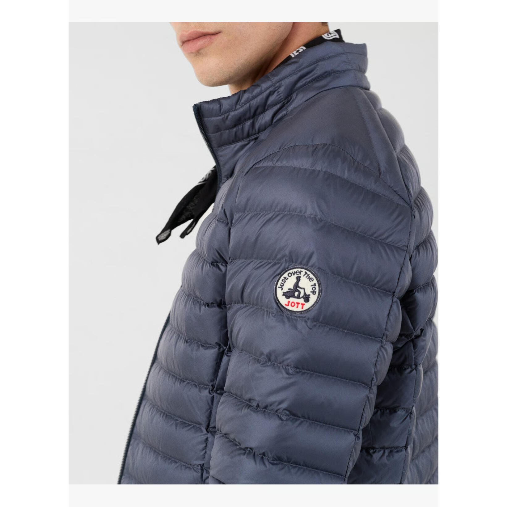 Doudoune légère JOTT Mat 4/4