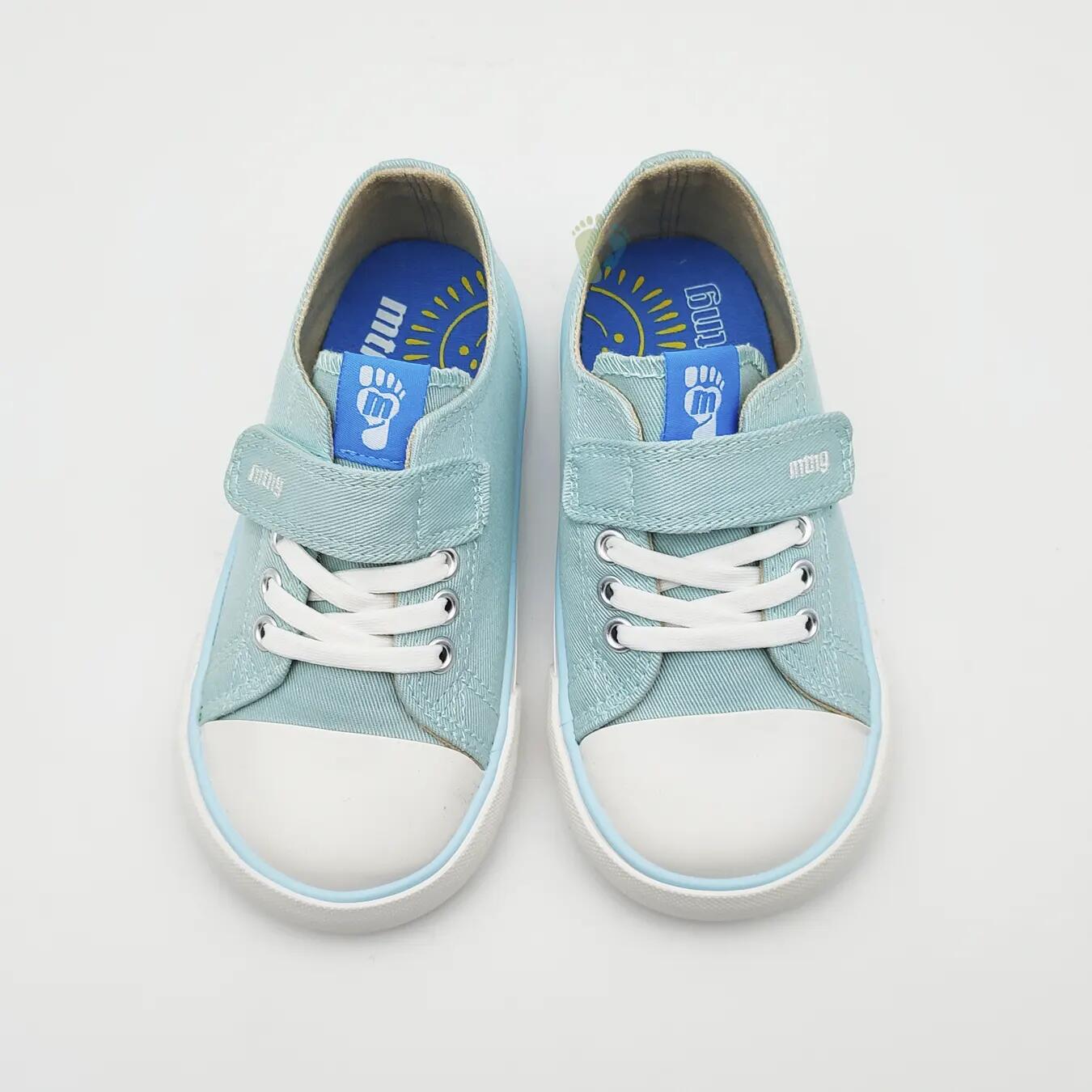 Mustang Free Sneakers Canvas Turquoise - Size 30 4/6