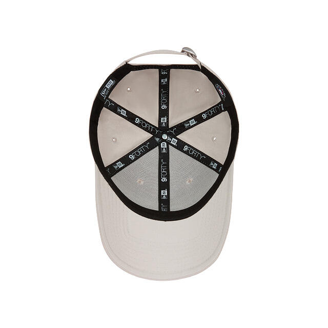 LEAGUE ESSENTIAL 9FORTY® 4/7
