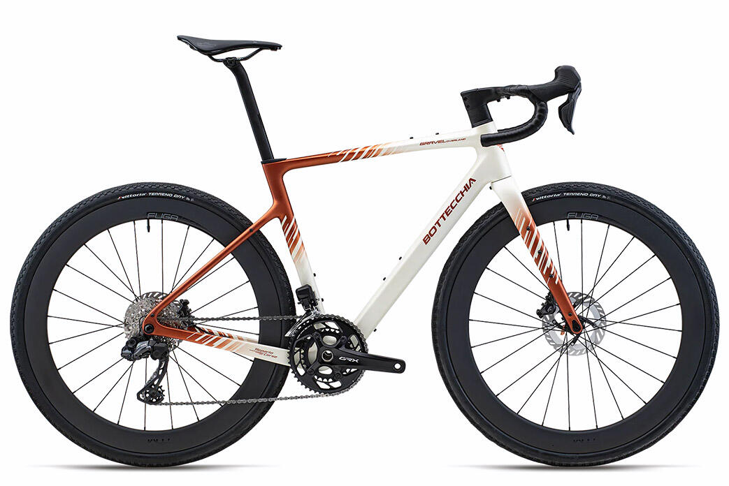 Gravel Overland 51BZ Shimano GRX 825 Di2 24V | Decathlon