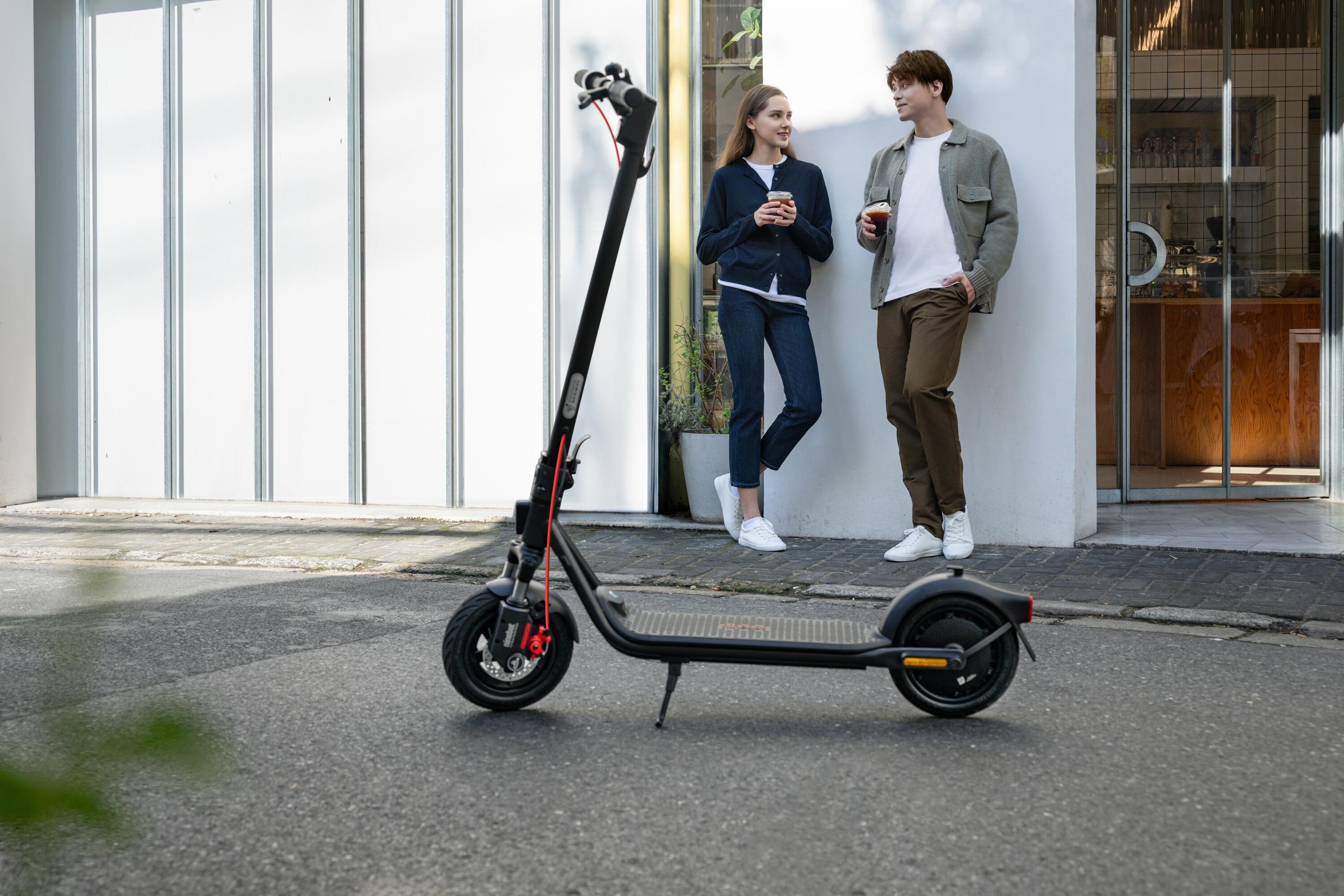 Patinete eléctrico plegable  Ninebot F2 E II – Motor 400 W, 25 km/h, 55 km auto. 4/7