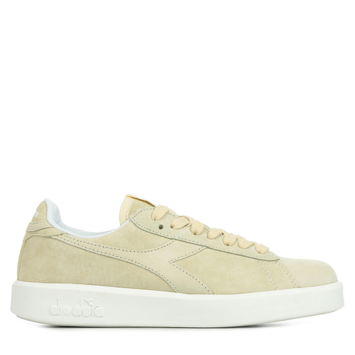 DIADORA picture