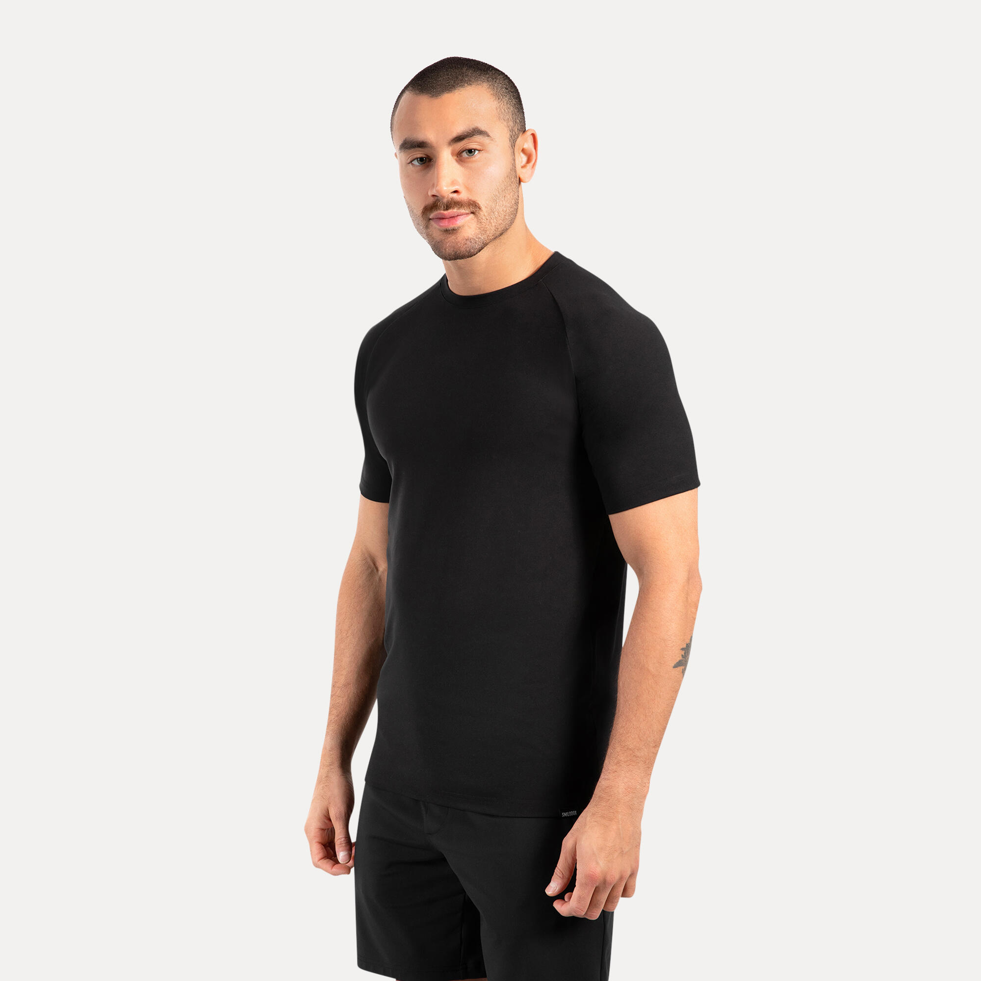 Herren T-Shirt Delian Schwarz 2/5