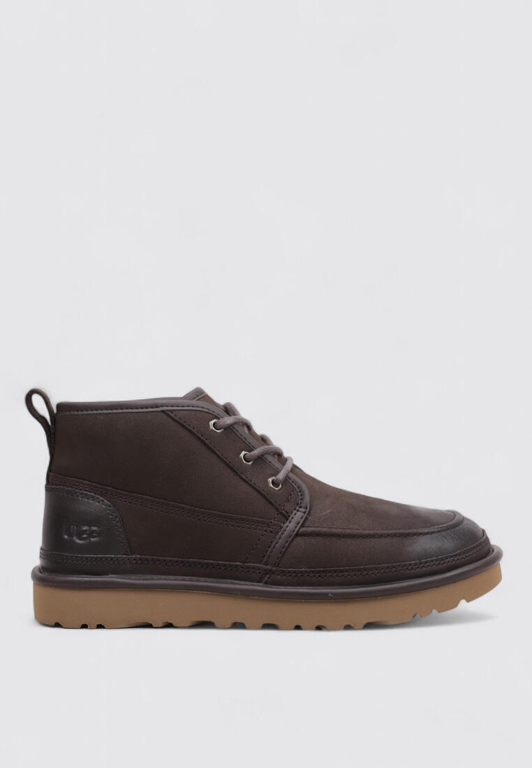 UGG Neumels Moc - Botas esquimales hombre marrón, piel y forro textil 1/6