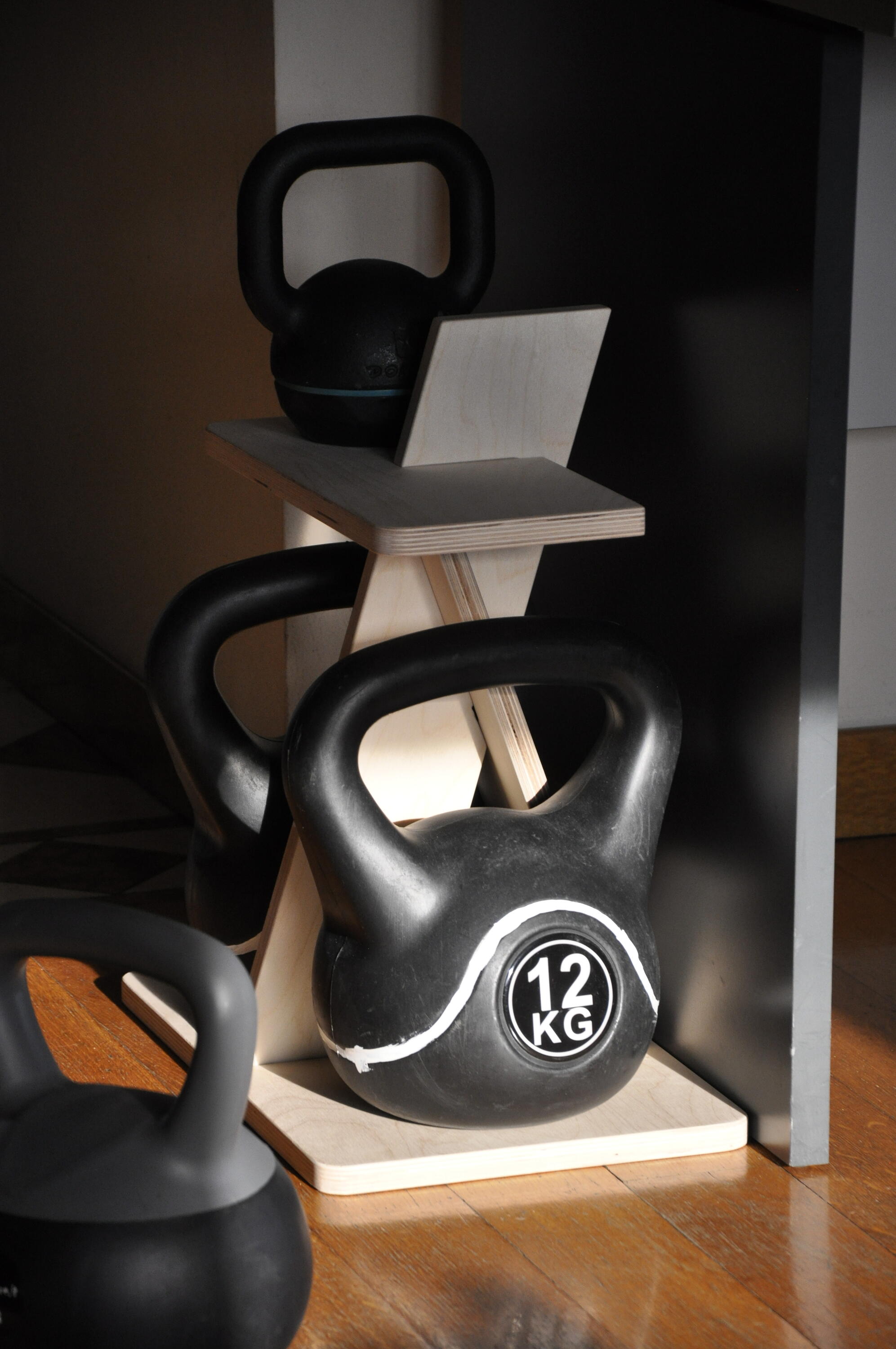 Porta Kettlebell in Legno - Peso massimo 100kg - Supporto per 4 kettlebell 2/6