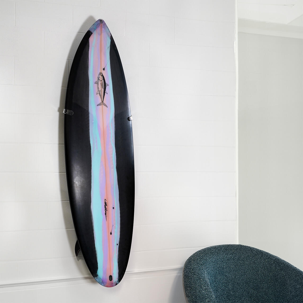 Surfboard Wandhalterung aus Holz für alle Boards mit Finnen 7/7