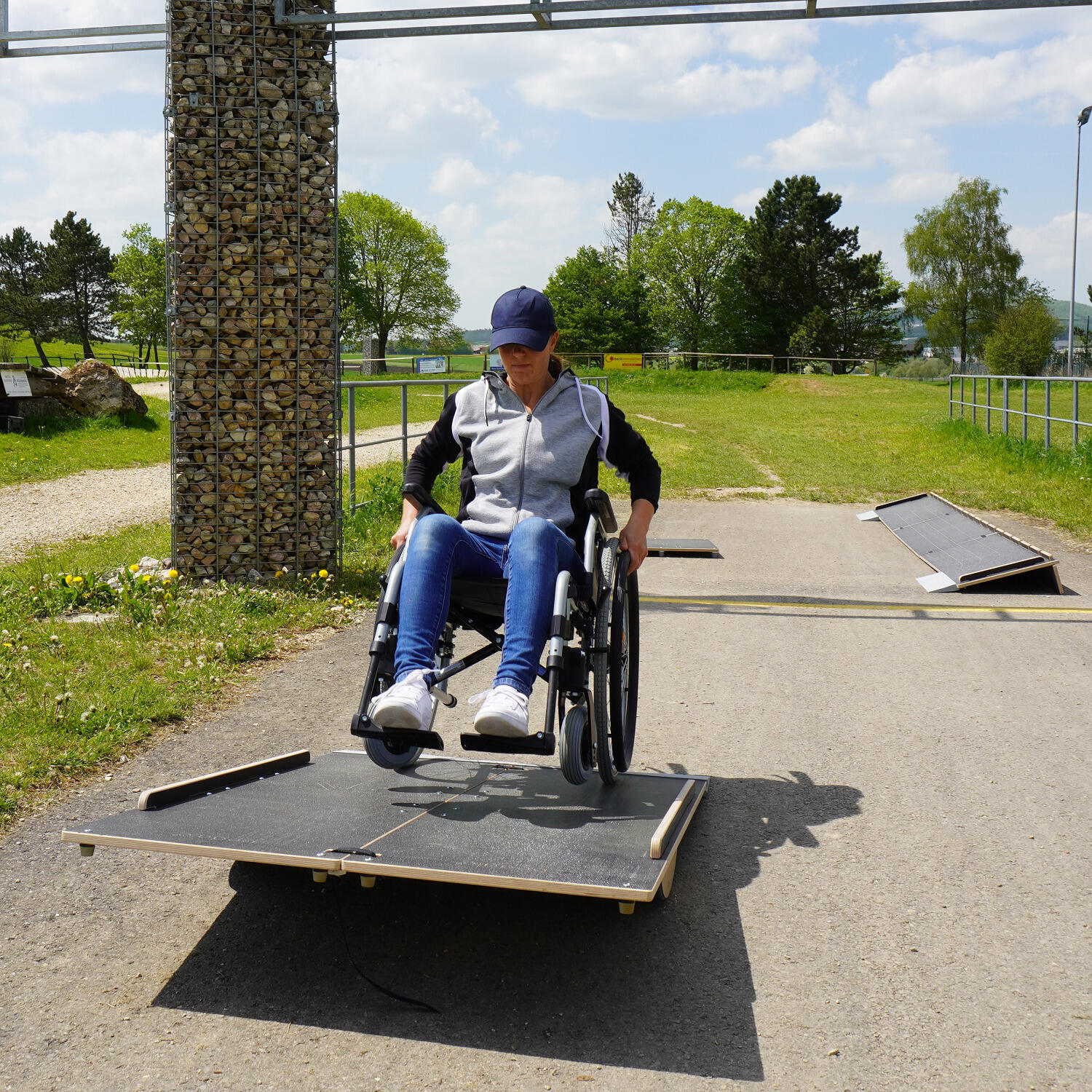 Rolli-Parcours Station Wippe Gesundheitssport Unisex 2/2