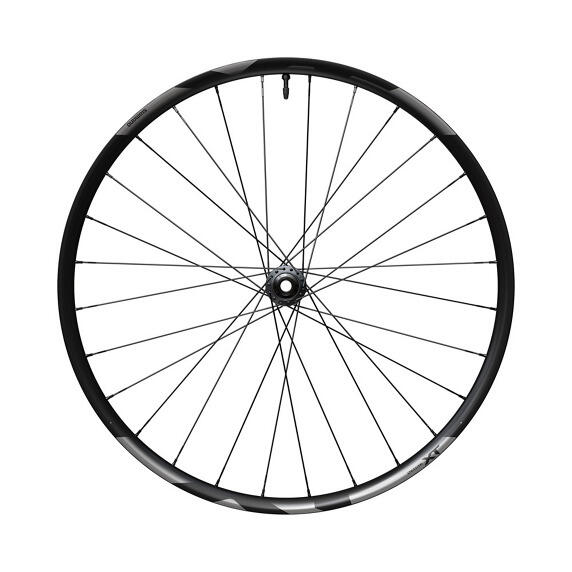 Front wheel Shimano M8200