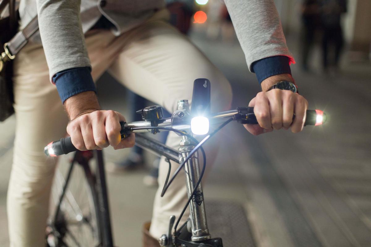 Luzes de posição e indicadores de direção CYCL para guidão de bicicleta/scooter 4/5