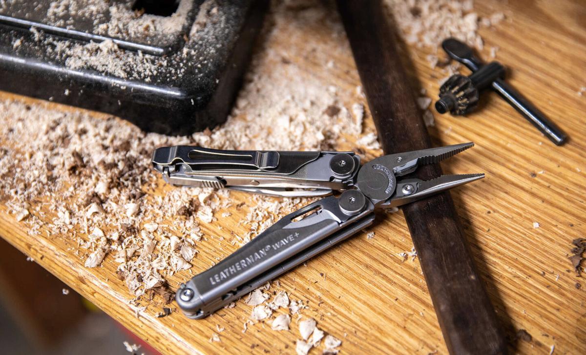 Pince Multifonctions Randonnée Camping Voile 18 Outils en 1 Wave+ LEATHERMAN 5/7