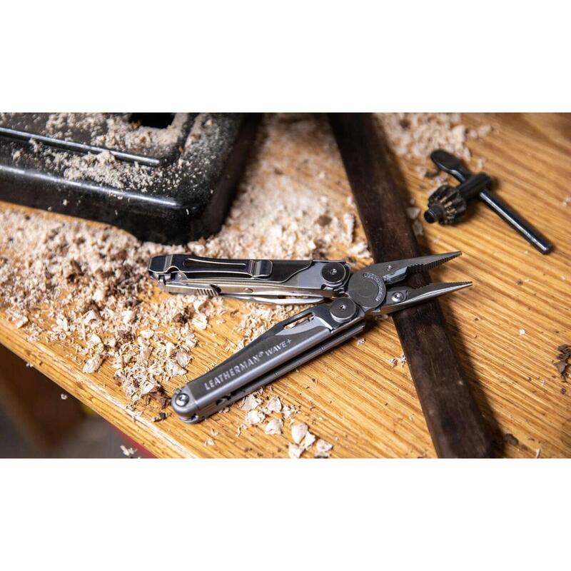 Multi Tool Leatherman WAVE Plus Silver cu 18 functii 832524