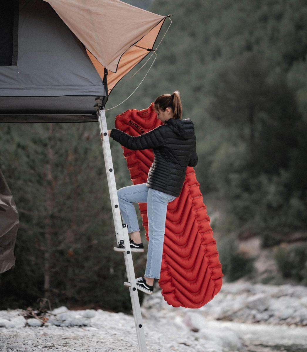 Turistická nafukovací karimatka Insulated Static V 3/7