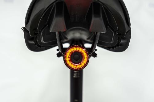 Intelligent automatisch rem- en positielicht voor tas of 2 wielen Toad toad oog