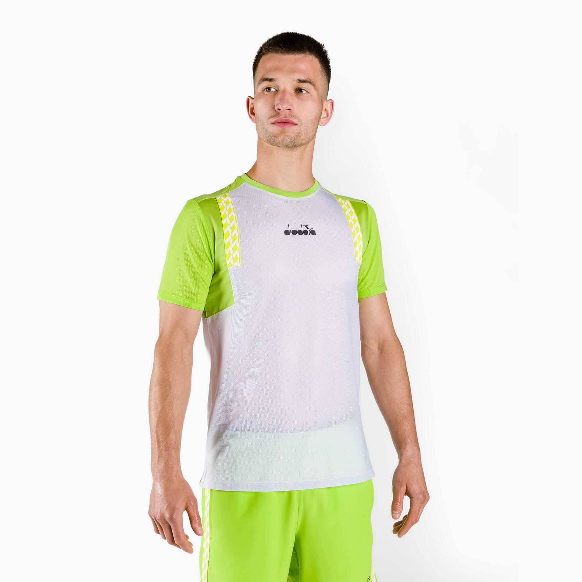 DIADORA picture