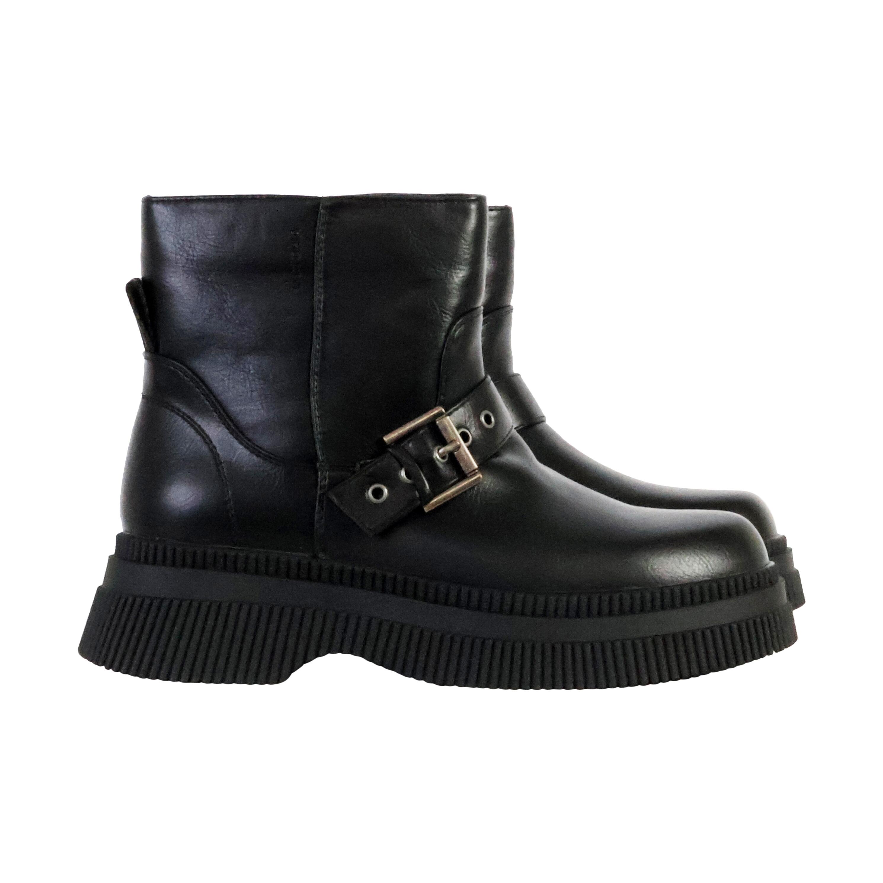 Women's Victoria Dublin Buckle Black Boots 3/5