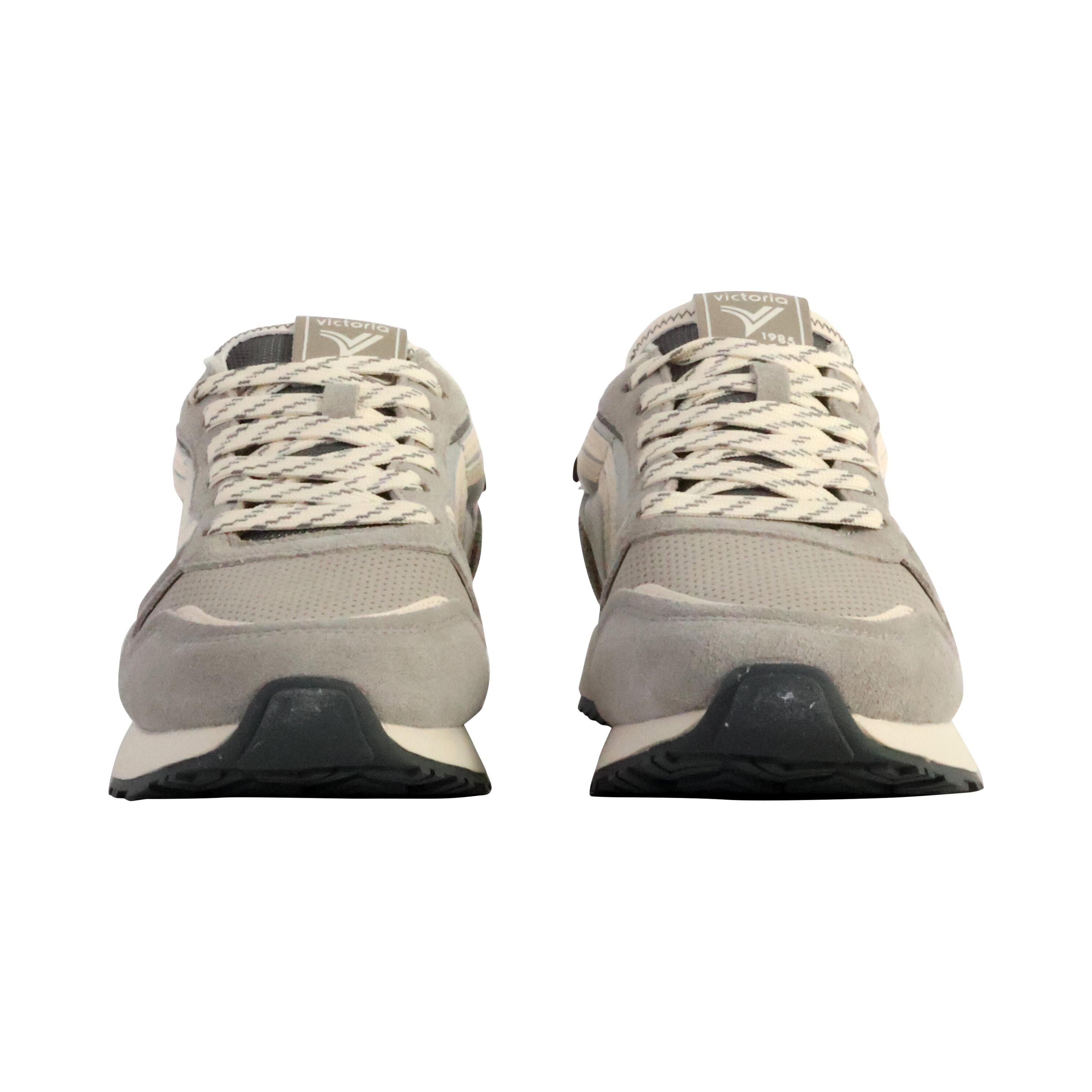 Sneakers Victoria 4/5