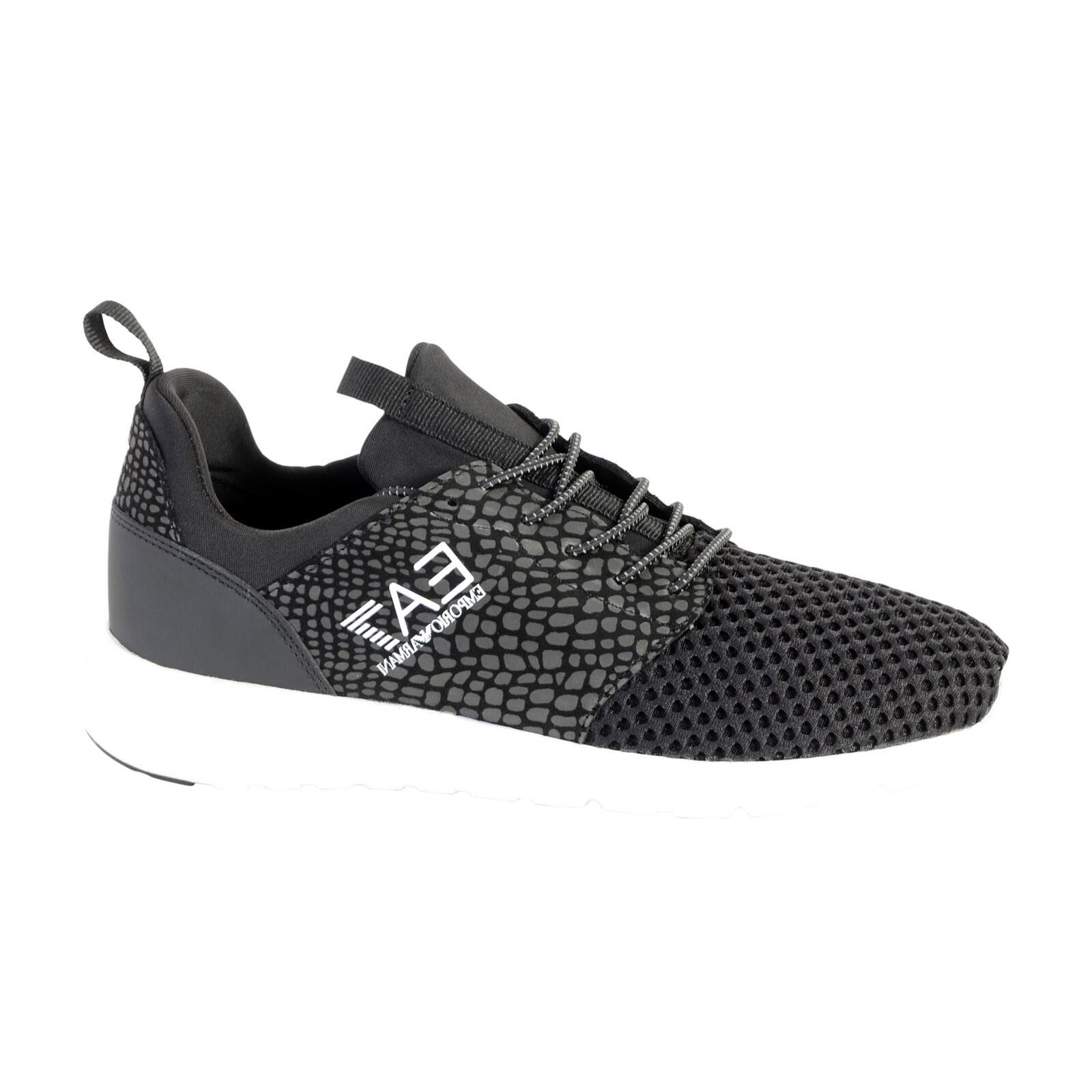 Sapatilhas Armani modelo 278090 para mulheres 2/5