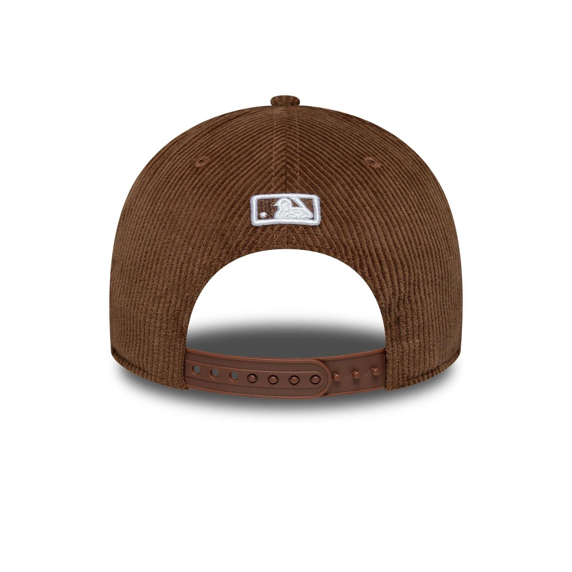 Bonnet New Era Modèle Cord 9forty Mc Neyyan Couleur Marron 3/5