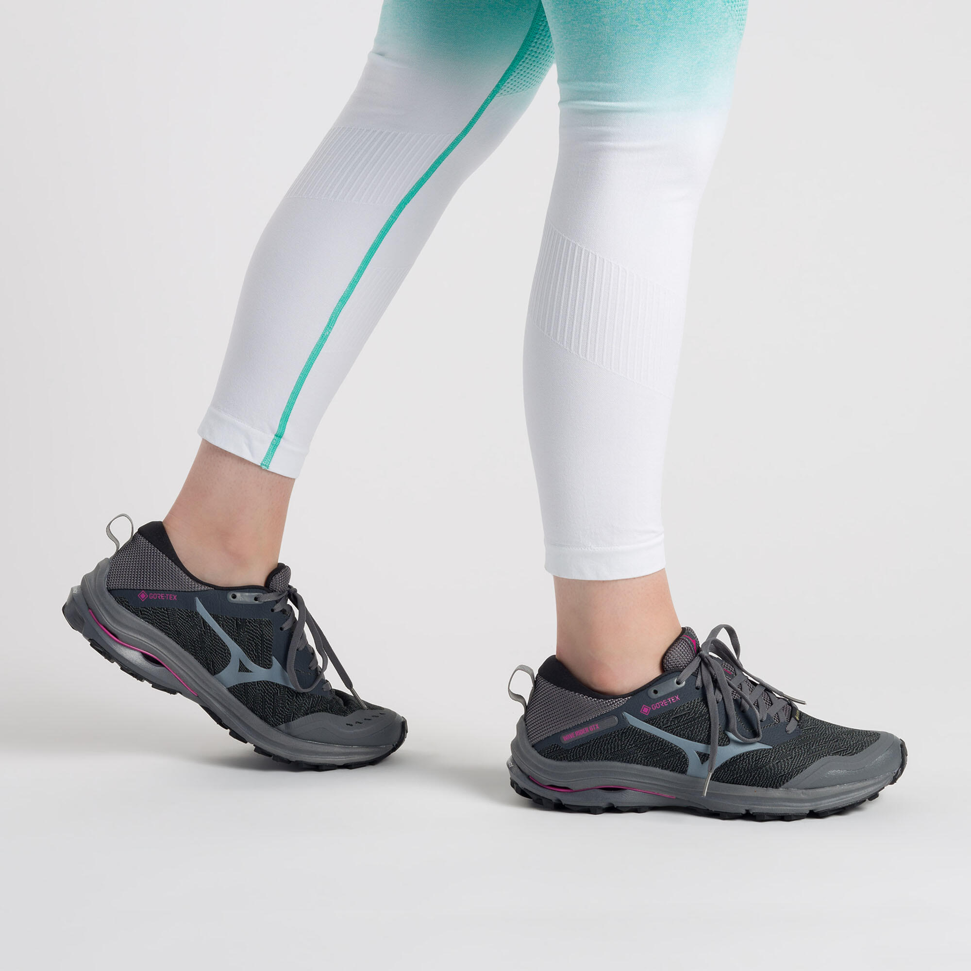 Chaussures de sport pour femmes Mizuno Wave Rider GTX 2/5