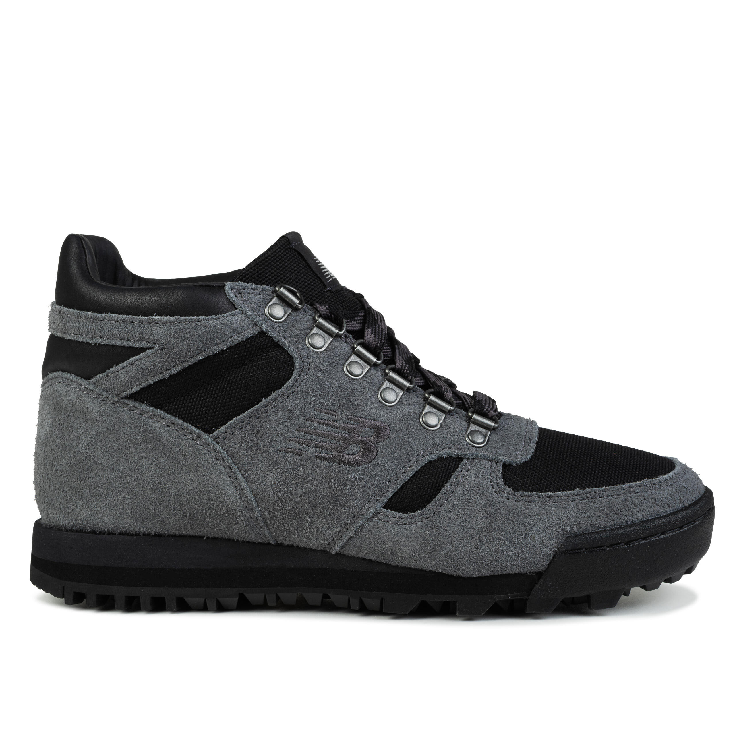 NEW BALANCE picture