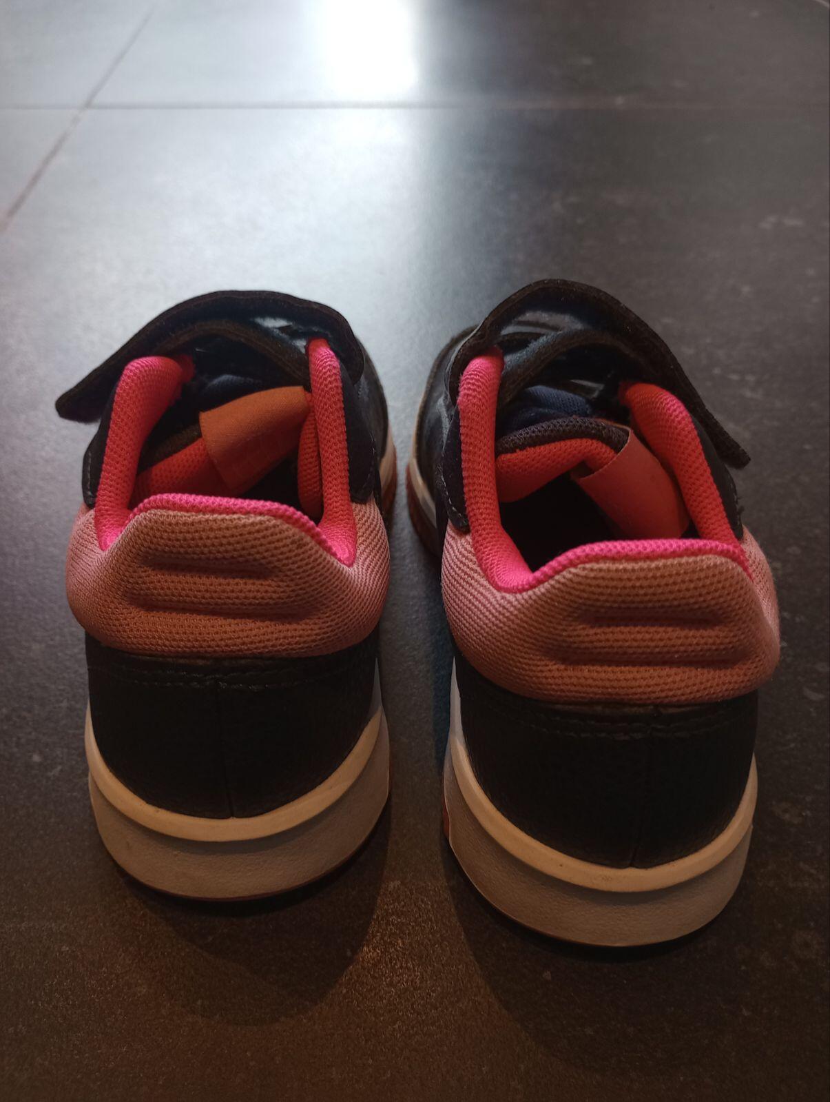 Entre Particuliers - chaussures sport adidas fille 3/6
