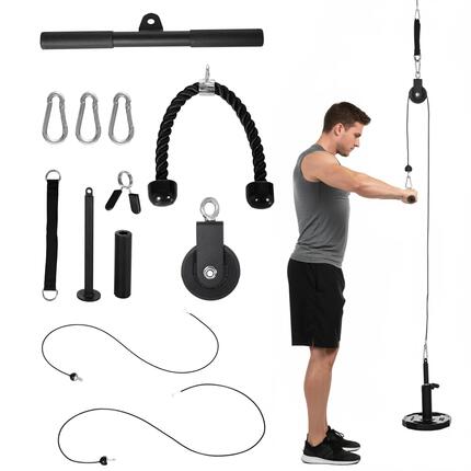 Système de poulies à câbles pour musculation en salle de sport : tirage vertical