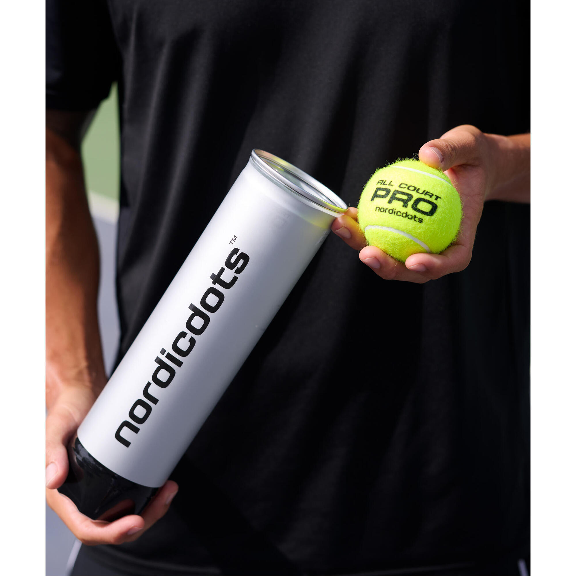 NORDICDOTS Tenisové míčky All Court Pro – balení 4 kusů