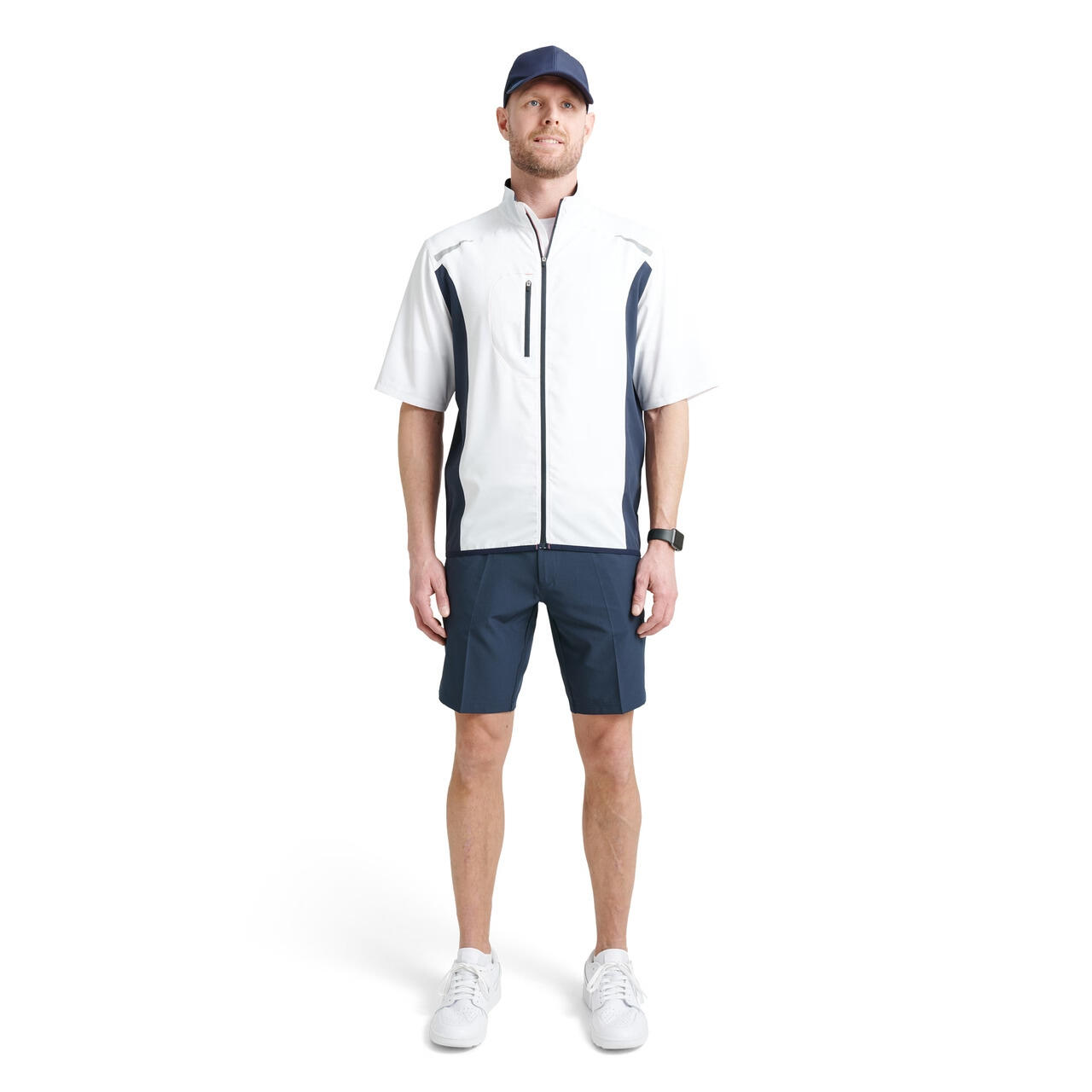 blanc / bleu marine.